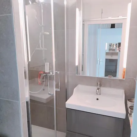 شقة Vue Et Piscine, Wifi, Climatisation, Parking Cap Corniche سُت